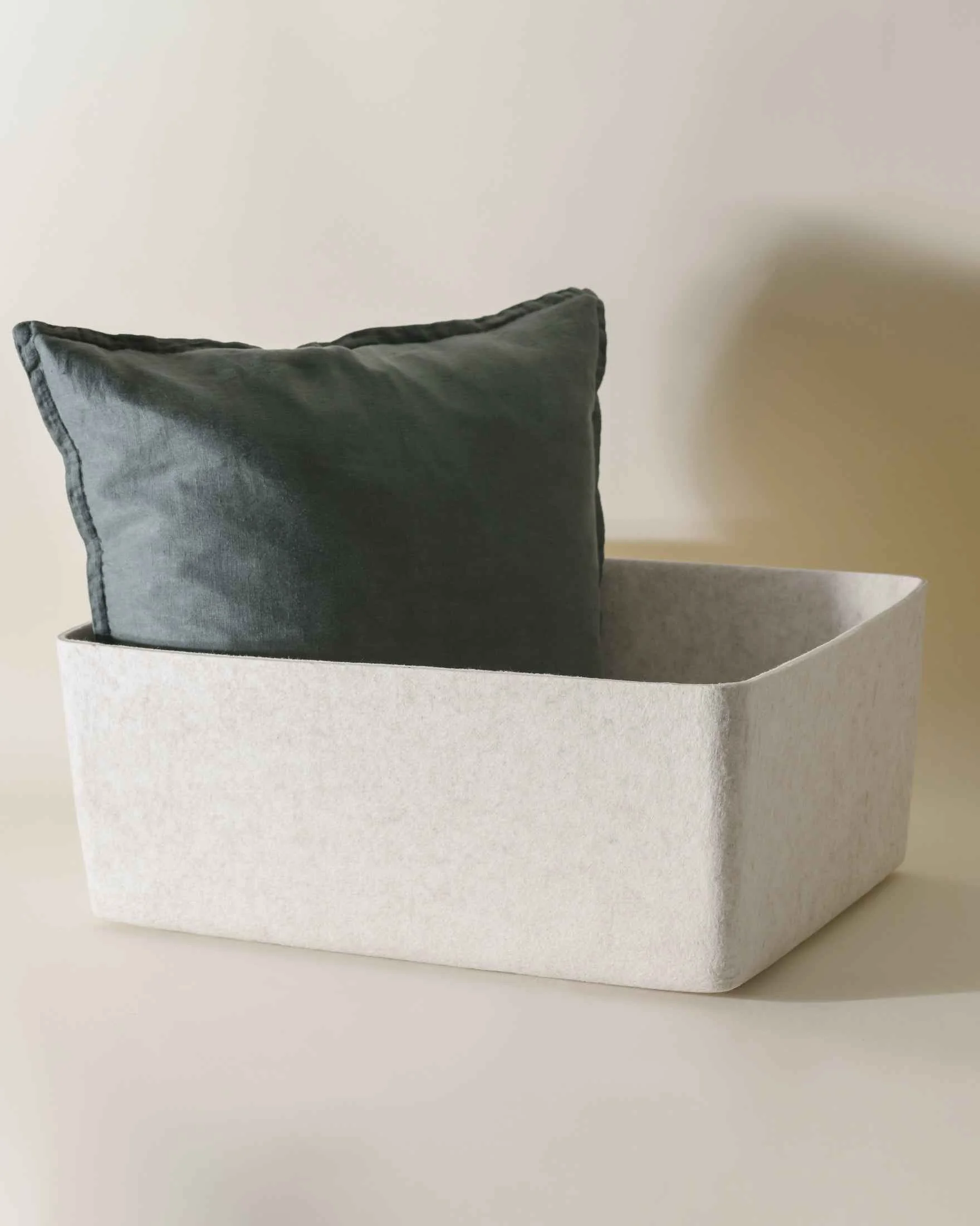 High-Performance The Sculpted Bin – XL Convenient