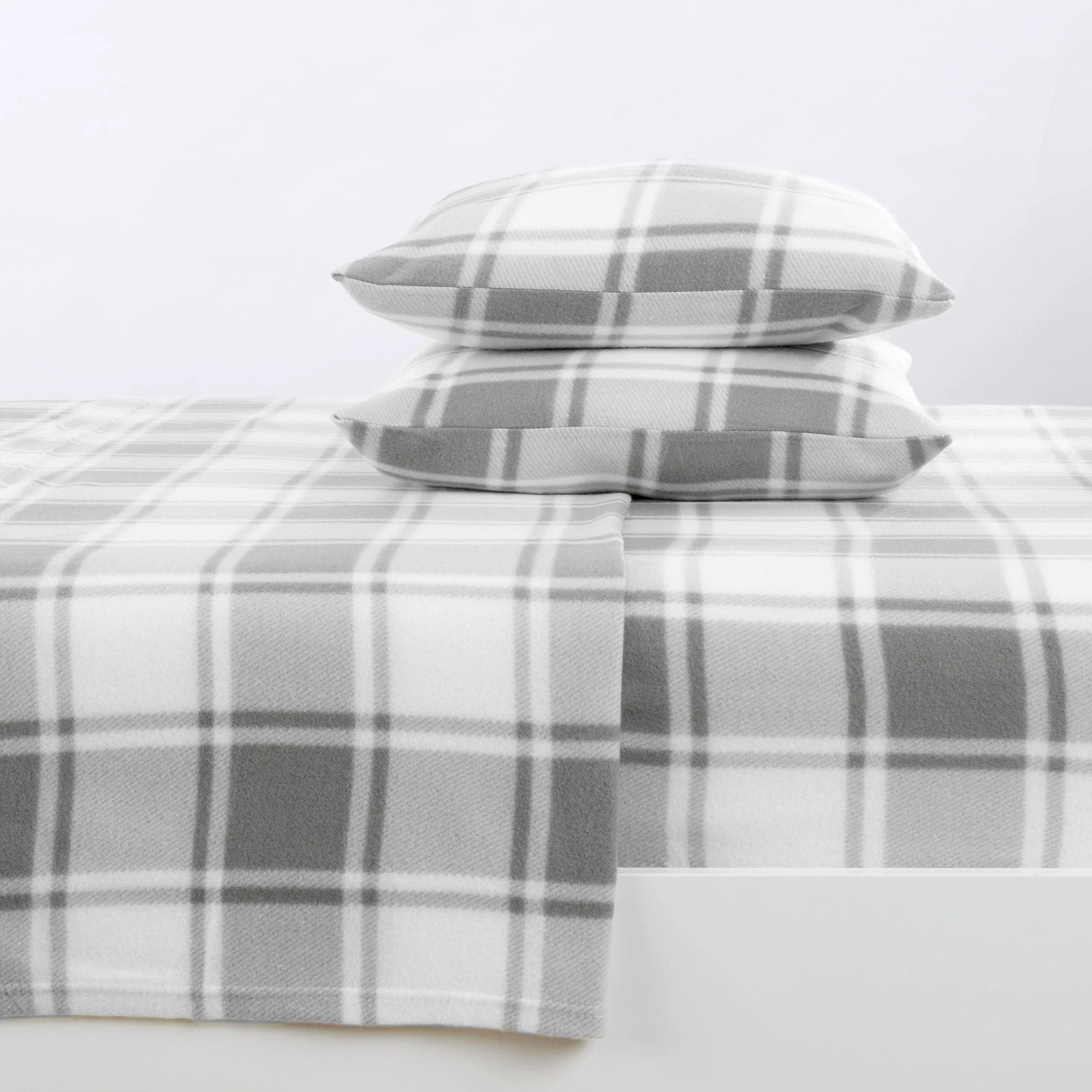 Powerful 4-Piece Printed Fleece Sheet – Dara Collection Green