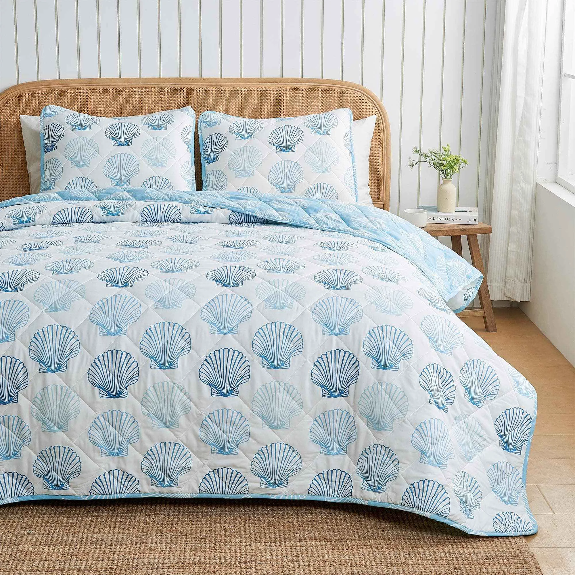 Comfortable Coastal Blue Seashell Quilt Set – Cersi Collection Artisan