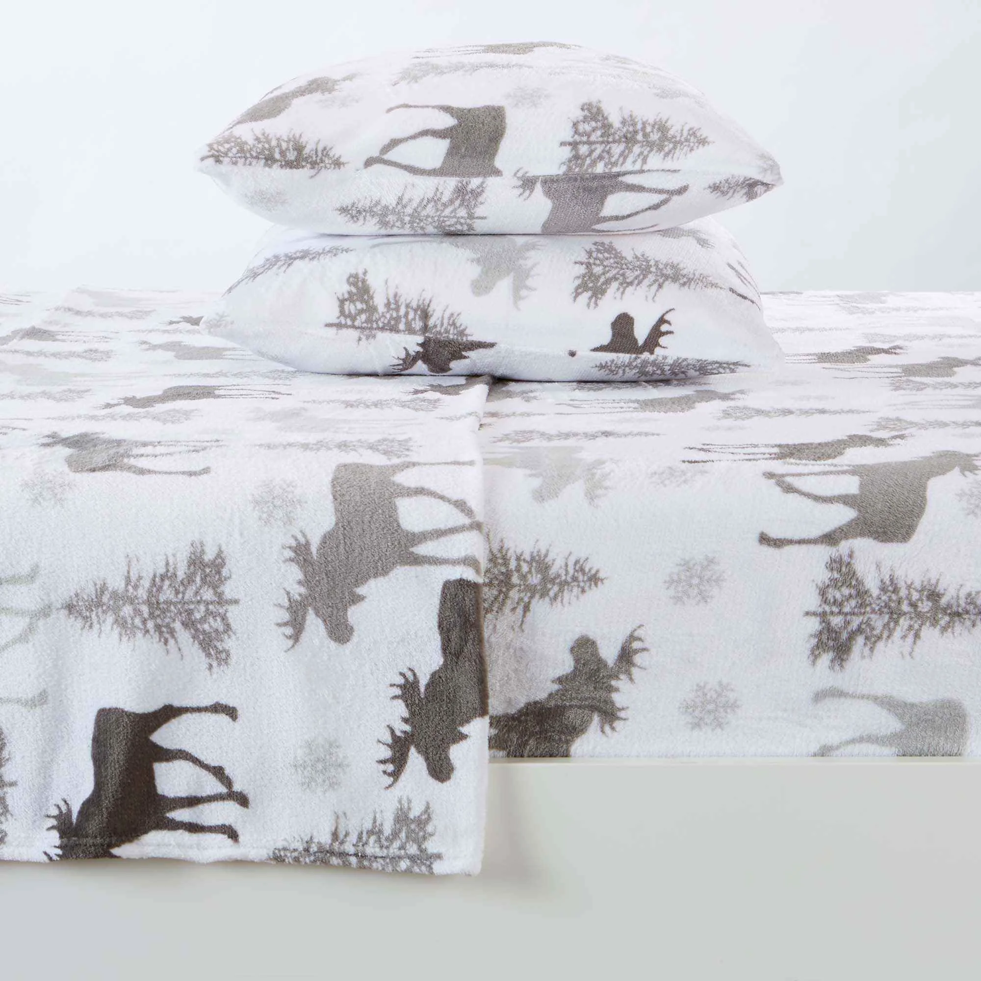 User-Friendly Printed Plush Sheet – Velvet Luxe Collection High-Performance