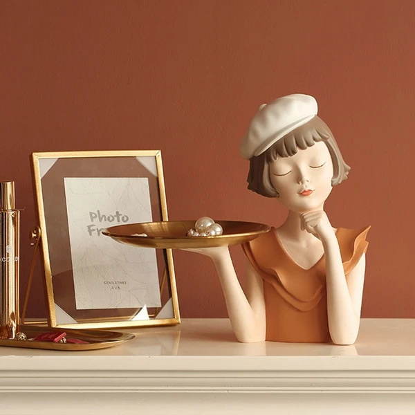 Casual Stylish Lady Decorative Figurine Long-Lasting