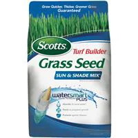 Lightweight Scott’s Turf Builder Sun Shade Grass Seed 3lb. Soft