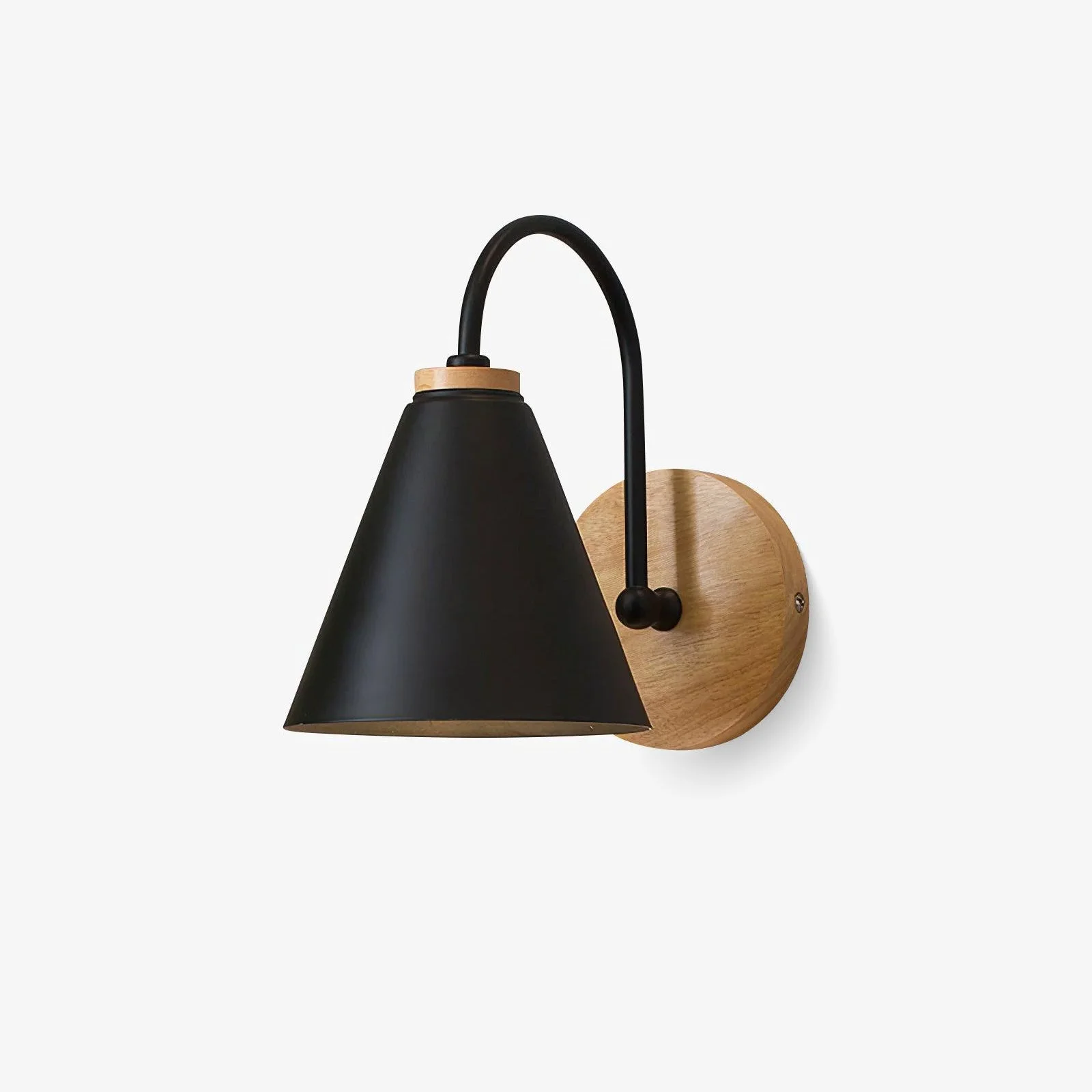 World-Class Kona Nordic Wall Lamp Advanced