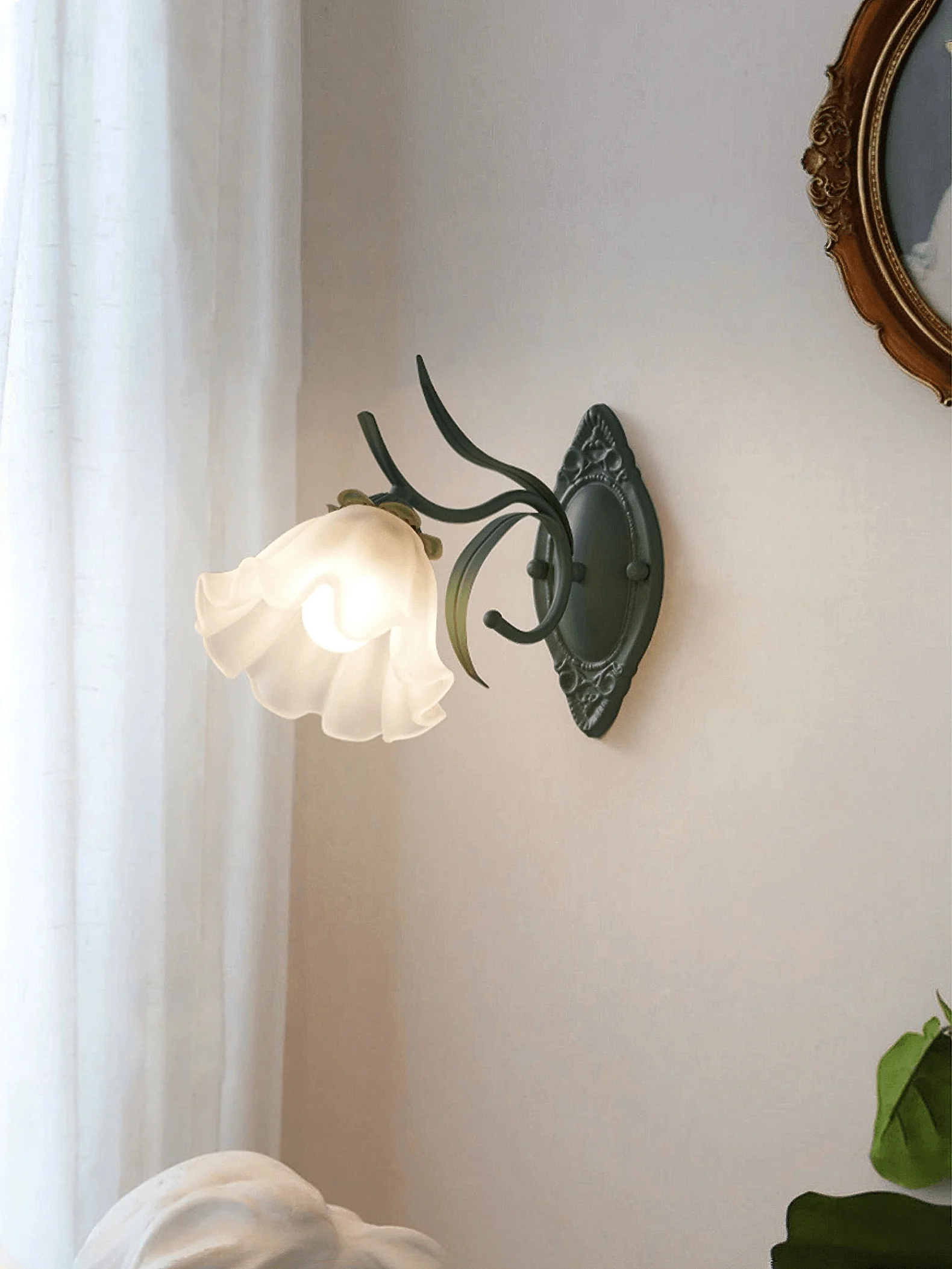 Stylish Flared Wall Light Durable