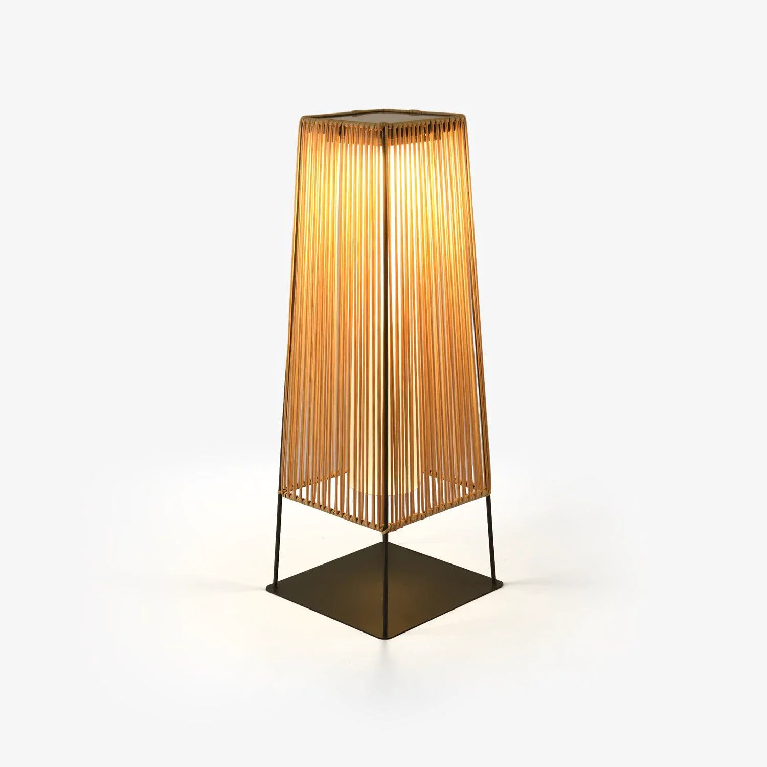Effective Plastic Rattan Outdoor Post Light with Solar Panel Carefully Designed