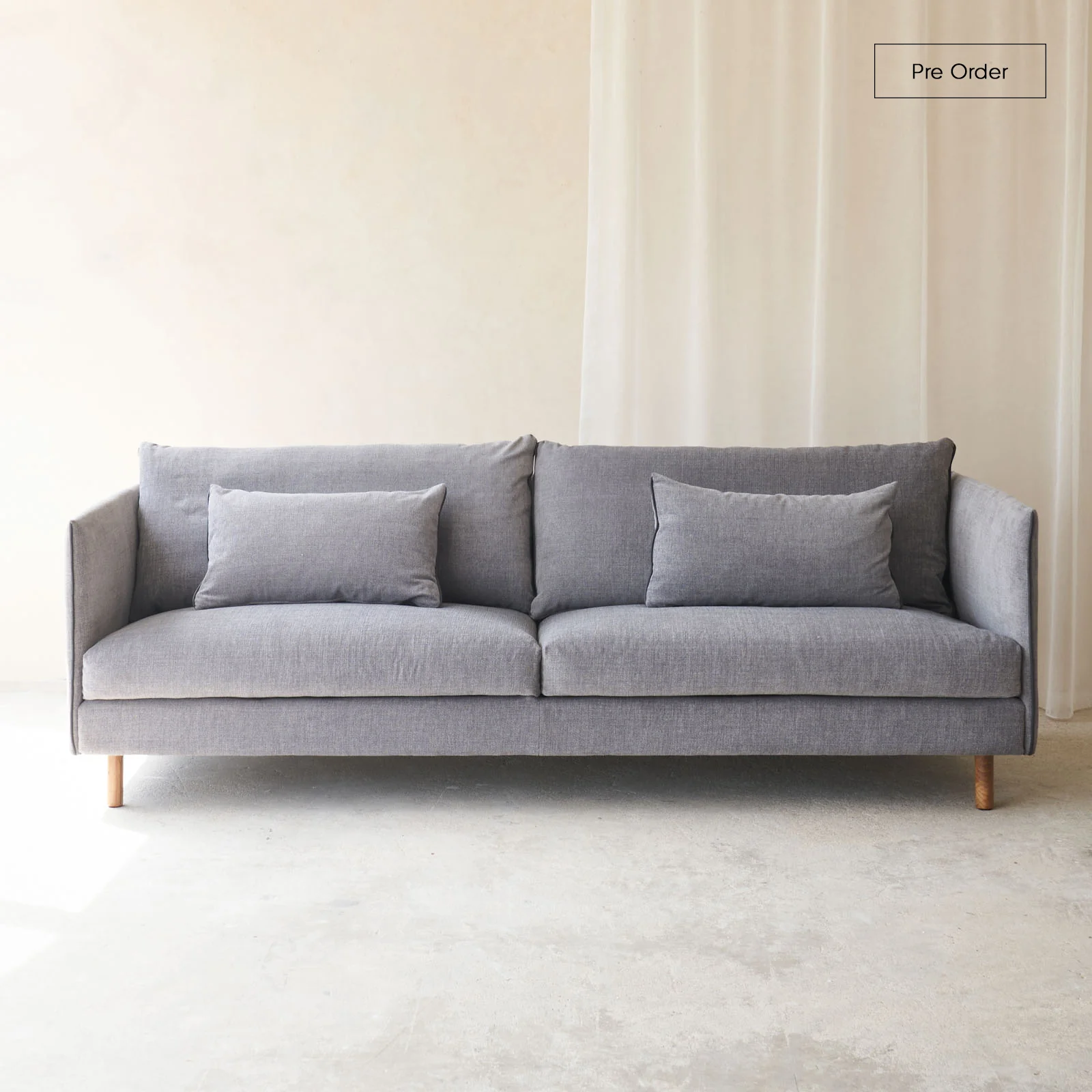 Professional Weekend Sofa Bespoke Fabric Leather Official