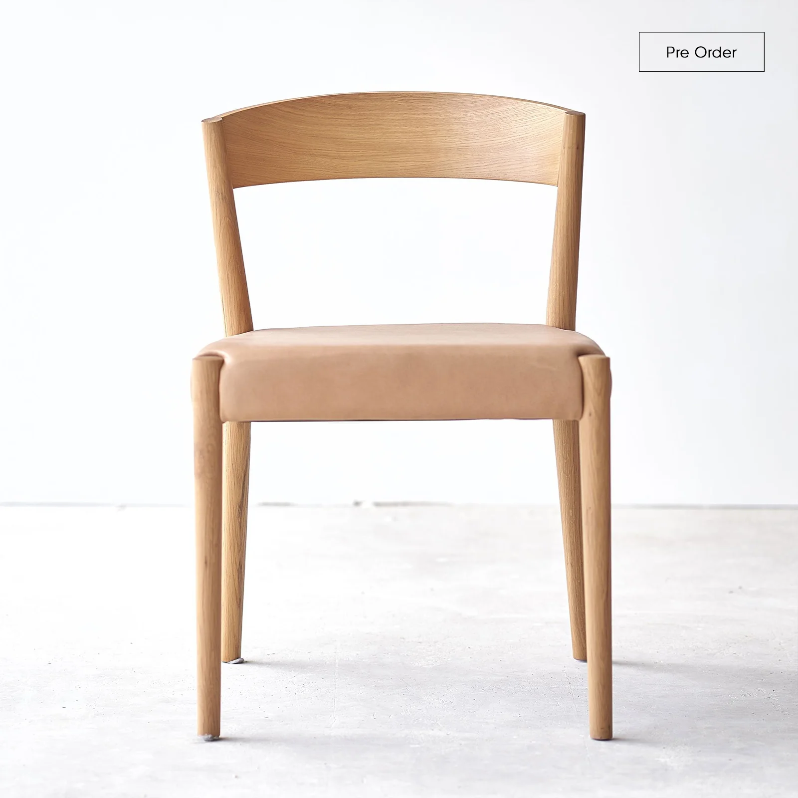 Flexible Ronda Dining Chair Oak Frame – Bespoke Leather Environmentally Friendly