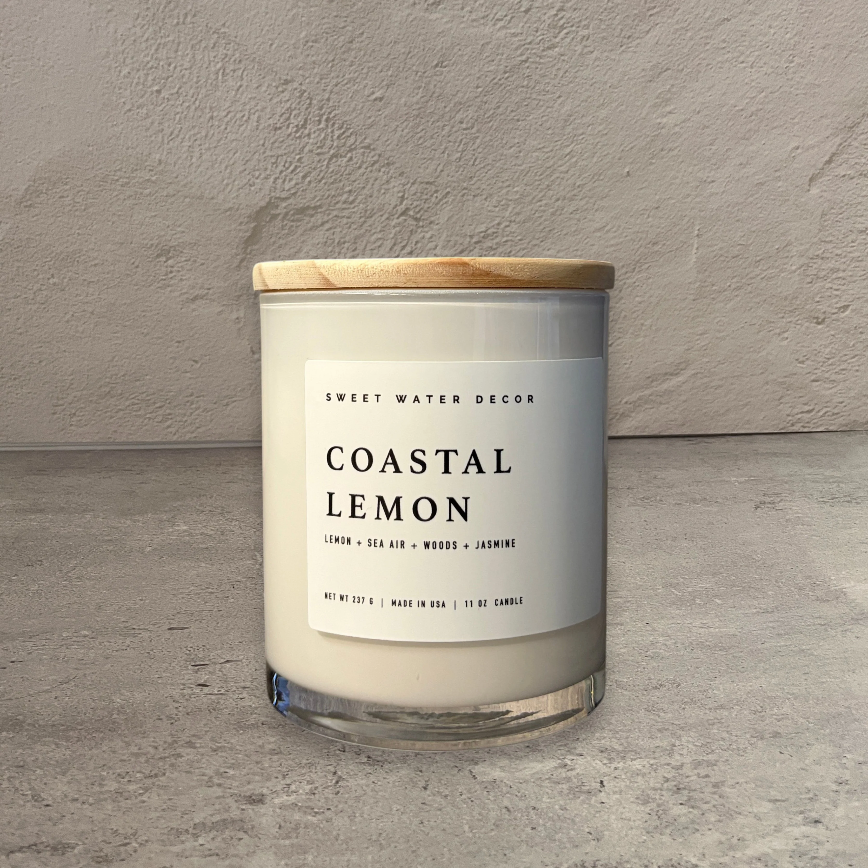 Proven Coastal Lemon 11 oz Soy Candle Efficient