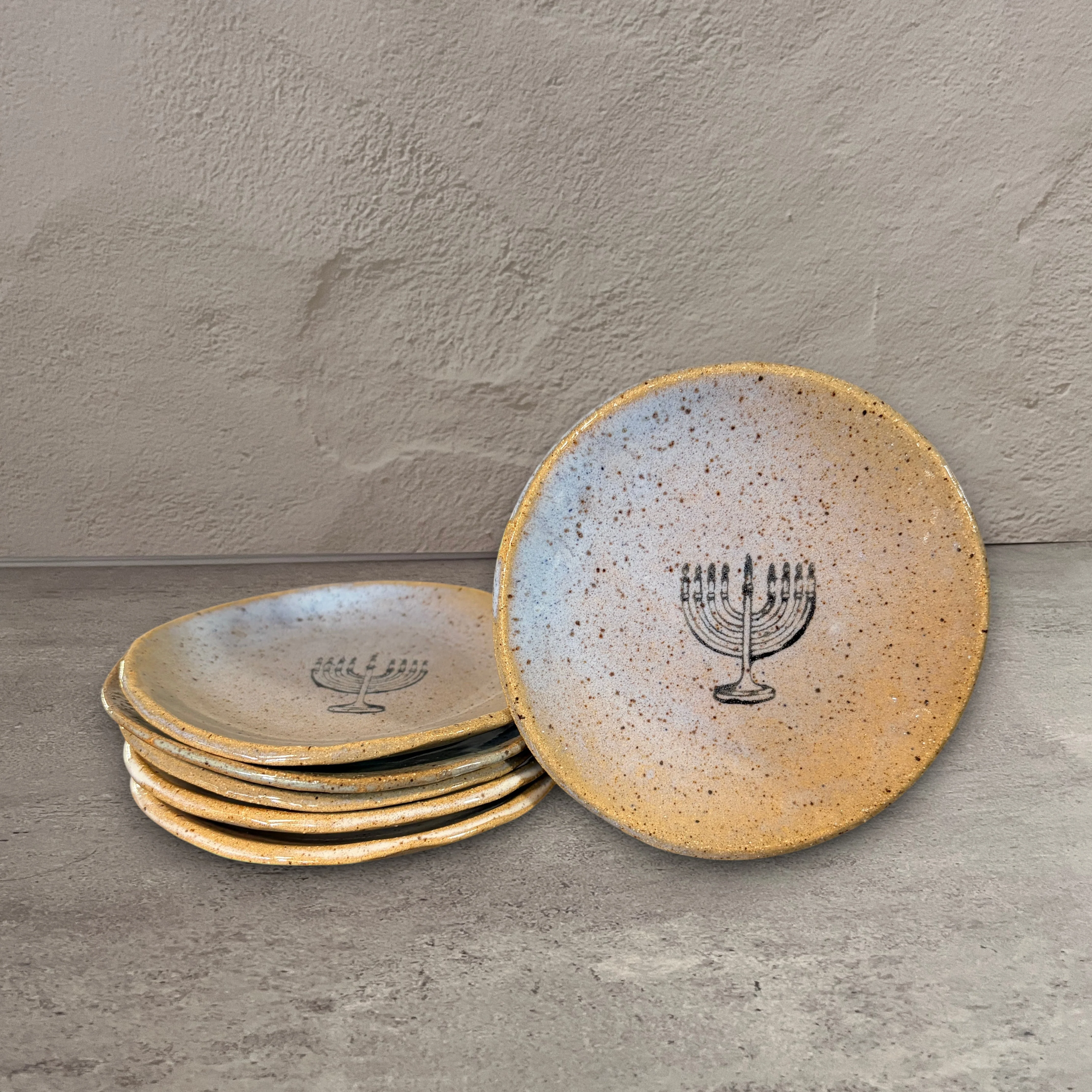 Dependable Mini Plate – Menorah Functional