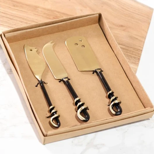 First-Class Black and Gold Mouse 3-piece Cheese Knife Set Contemporary