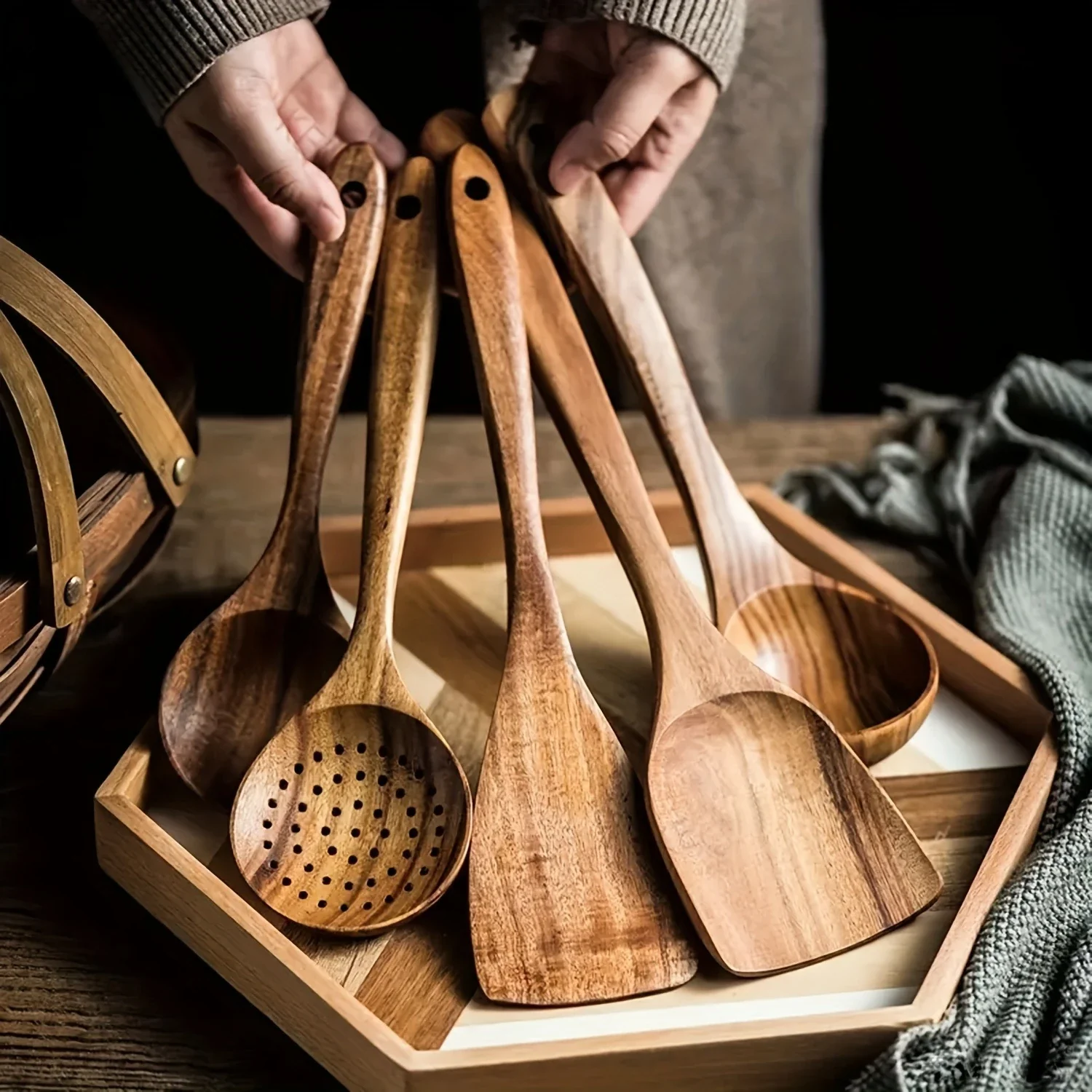 Excellent 5-Piece Wooden Kitchen Utensil Set for Non-Stick Pans Relaxed