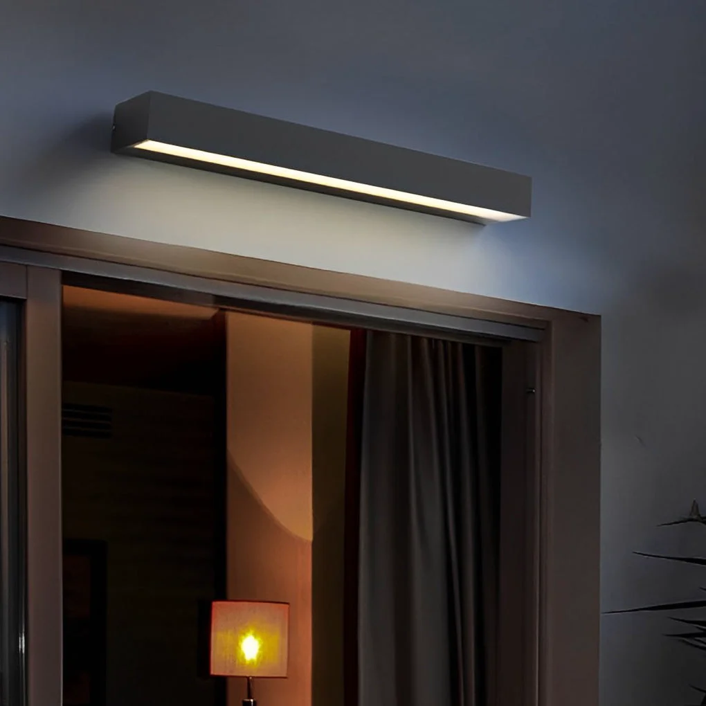 Long-Lasting Minimalist Strip Waterproof LED Black Modern Outdoor Wall Washer Light Effective