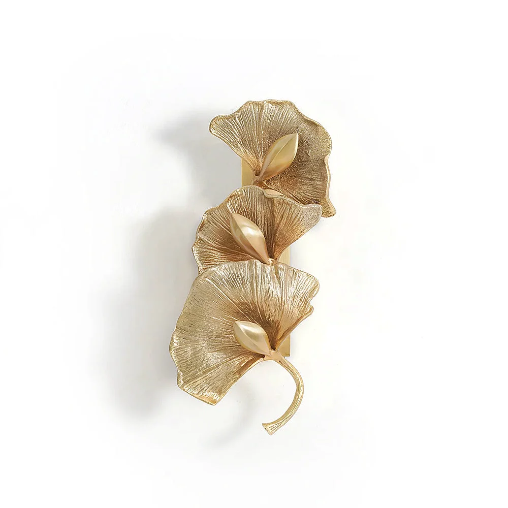 High-Grade Ginkgo Leaf Wall Lamp Relaxed