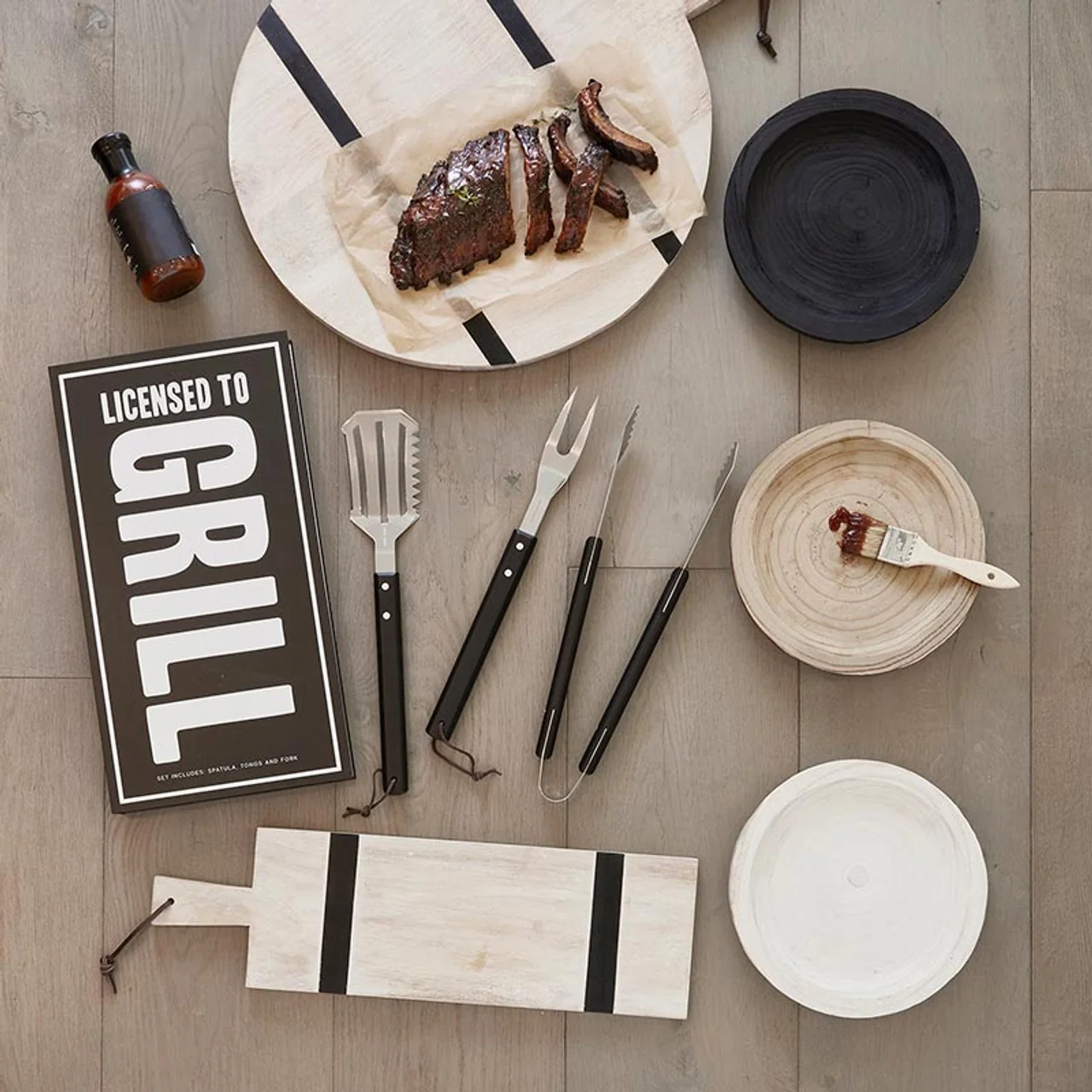 Exclusive Licensed to Grill BBQ Tools Book Box Fashionable