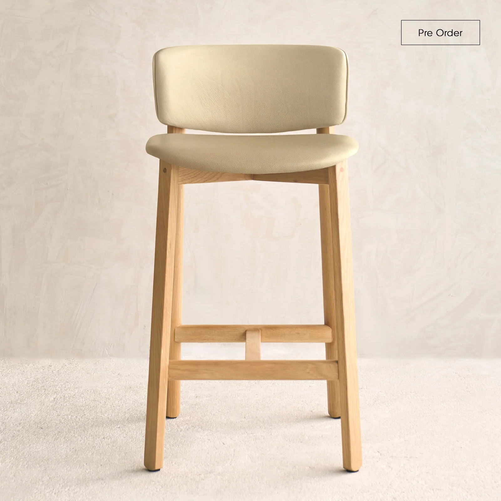 Safe Pinta Bar Stool Oak Frame – Bespoke Leather Recyclable