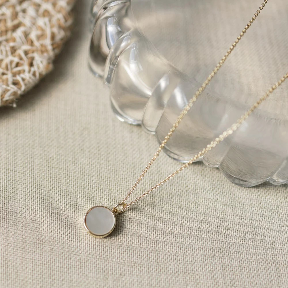 Traditional Alluring Necklace Relaxed