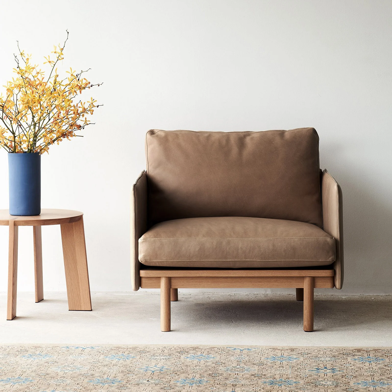 Safe Pensive Leather Armchair Pecan Sustainable