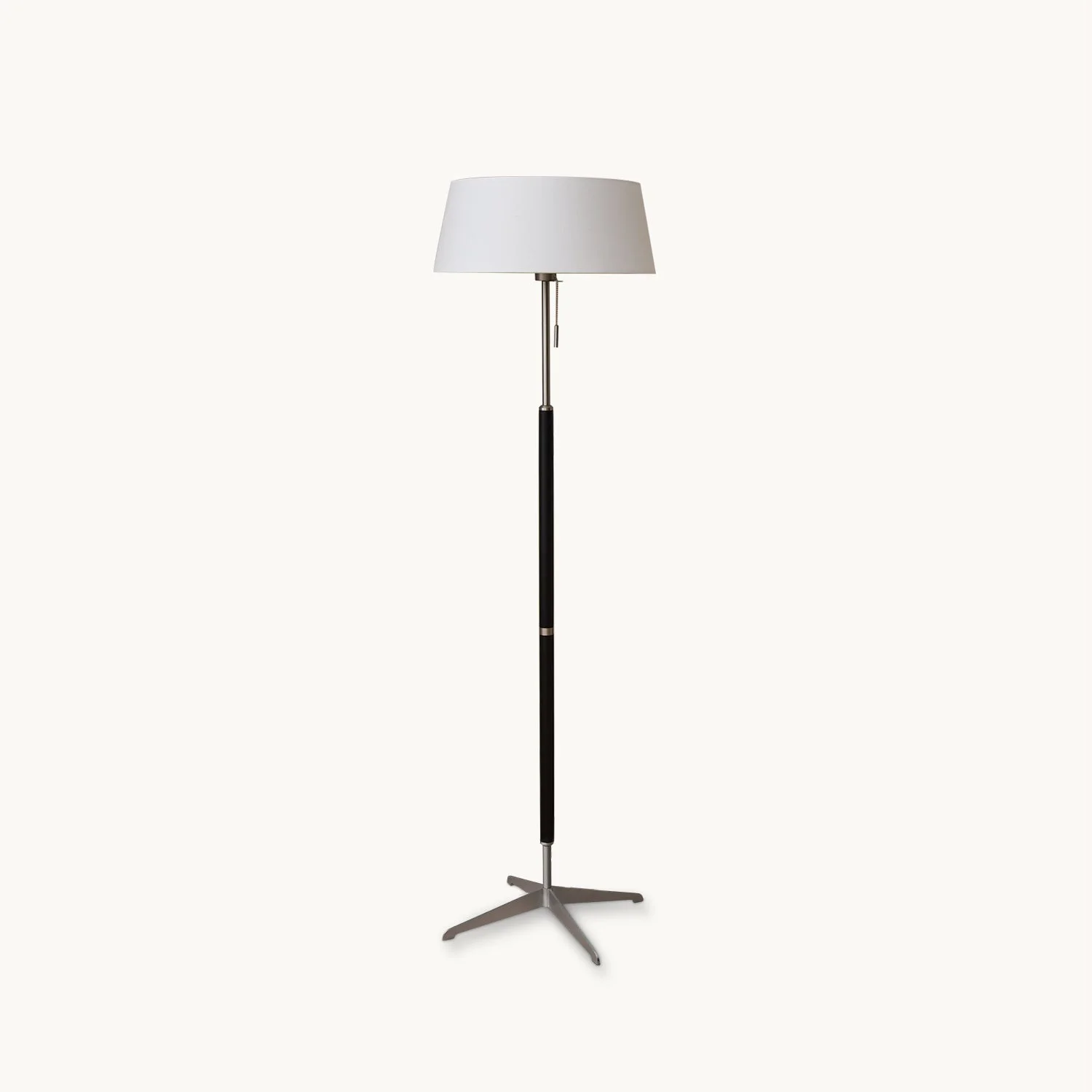 Relaxed Kavik Floor Lamp Clean