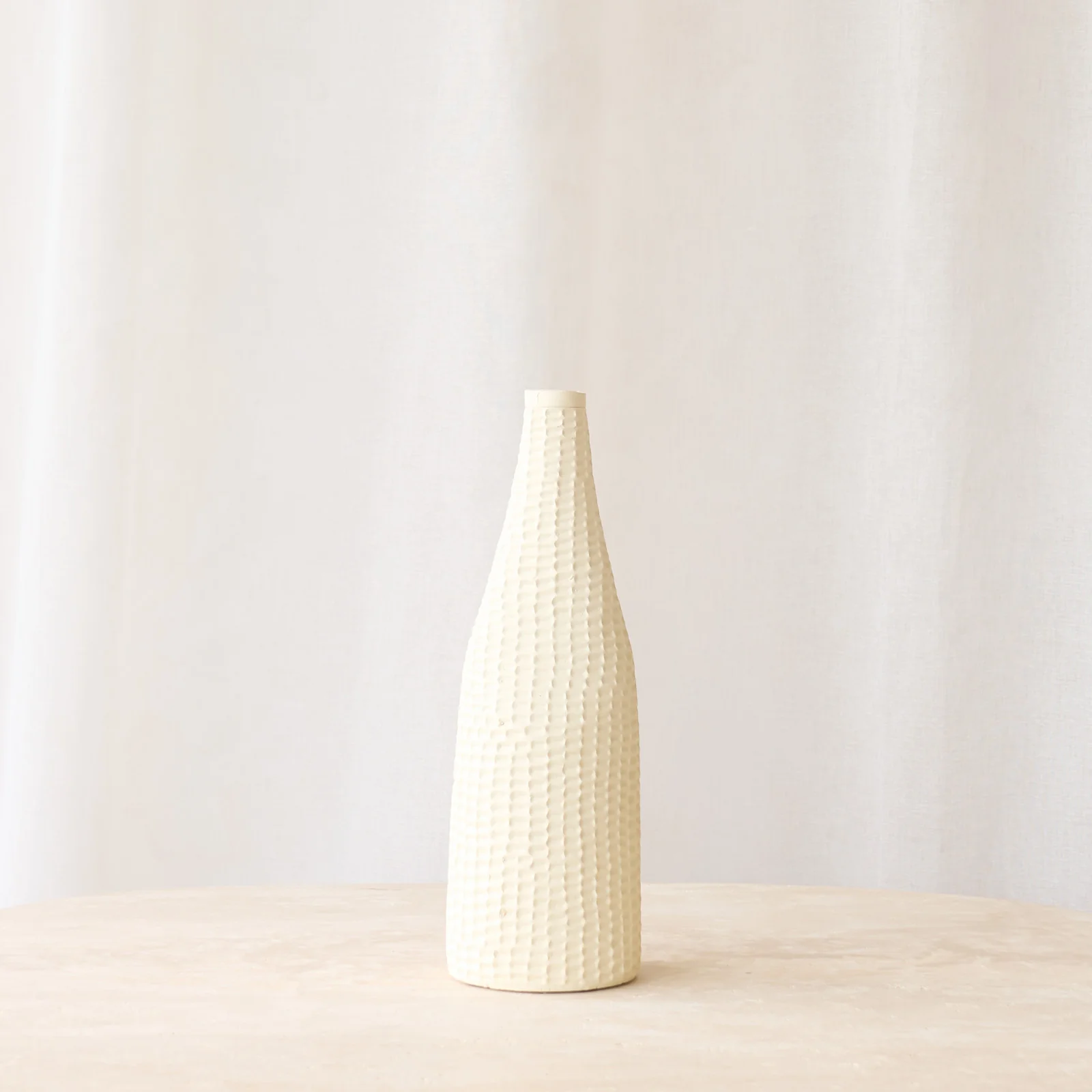 Expertly Made Yasso Vase Cream Practical
