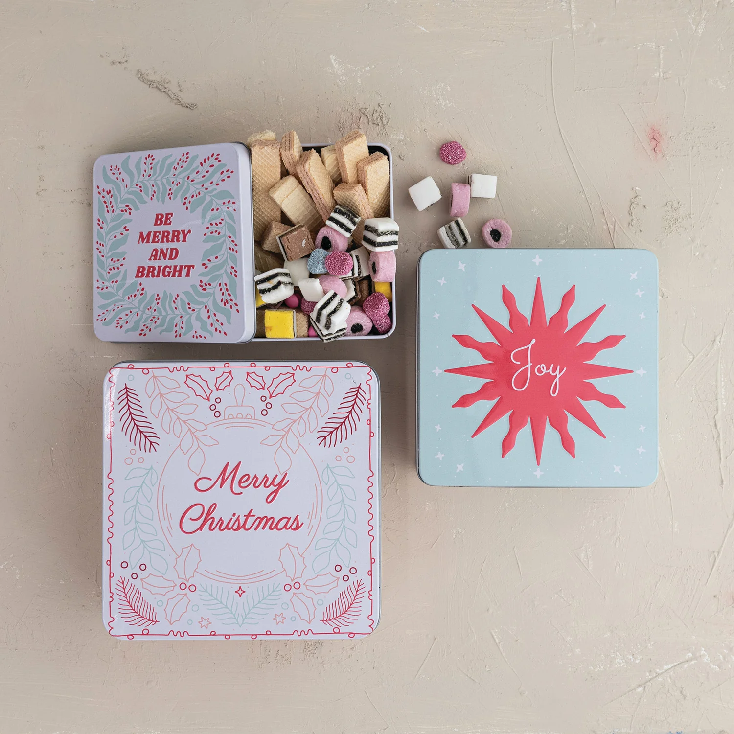 Environmentally Friendly Embossed Decorative Holiday Tin Boxes Innovative