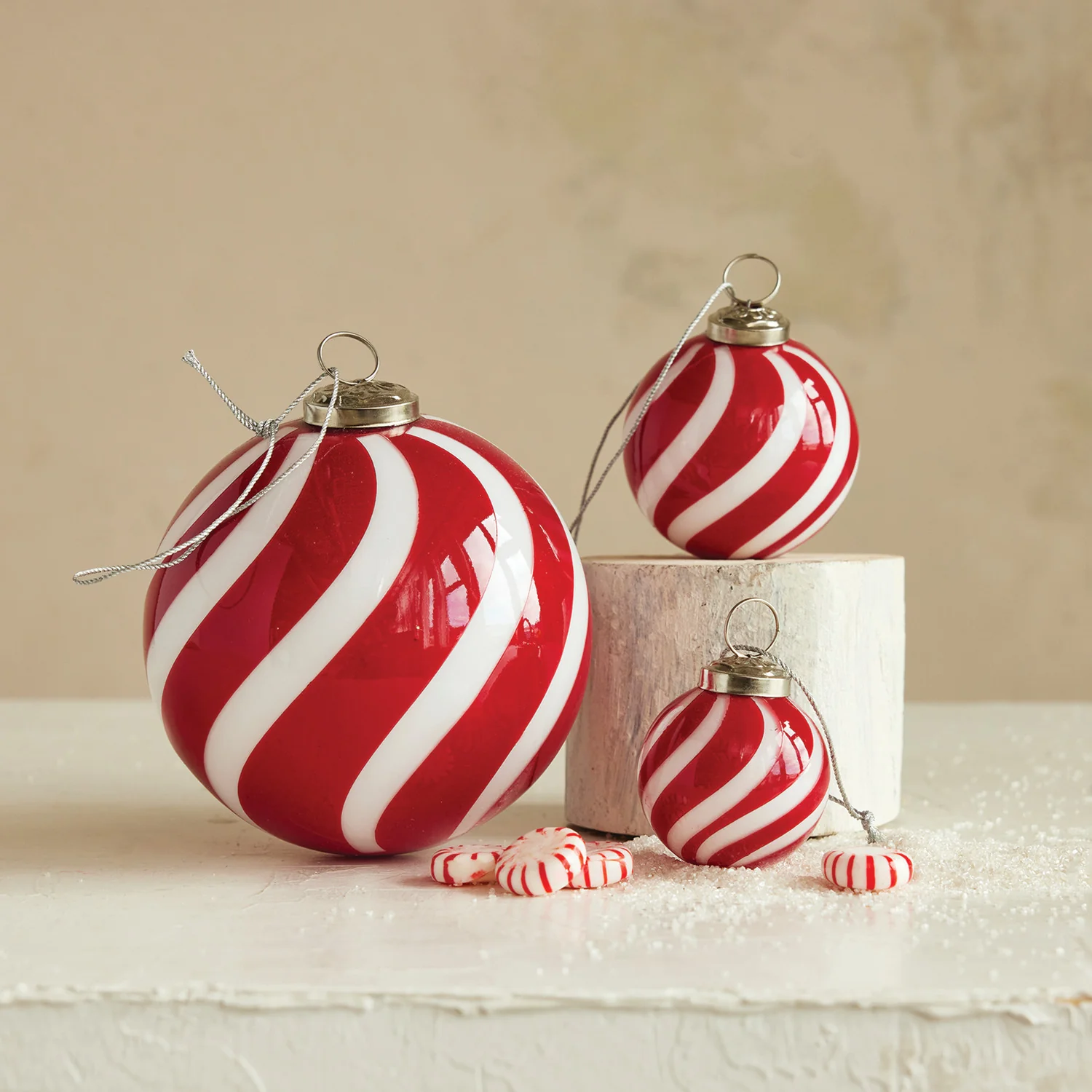 Healthy Hand-Blown Glass Ball Swirled Stripe Ornament Red White Easy-to-Use