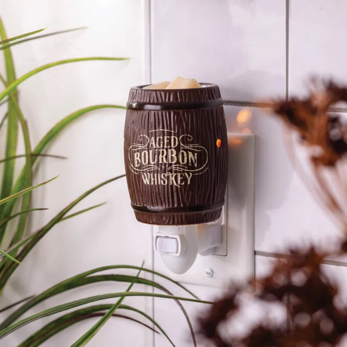 Luxury Bourbon Barrel Pluggable Fragrance Warmer Powerful