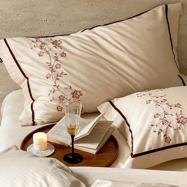 Smart Cherry Blossom Vines Bedding Set Flexible