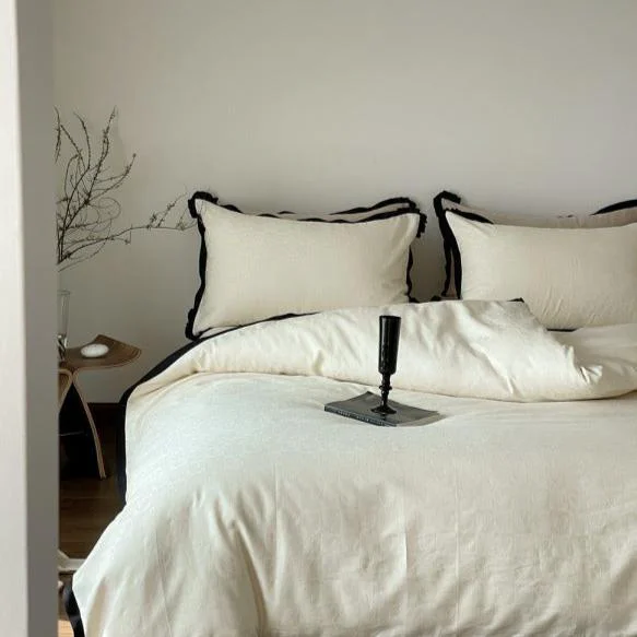 Certified Black Lined Heart Bedding Set Advanced