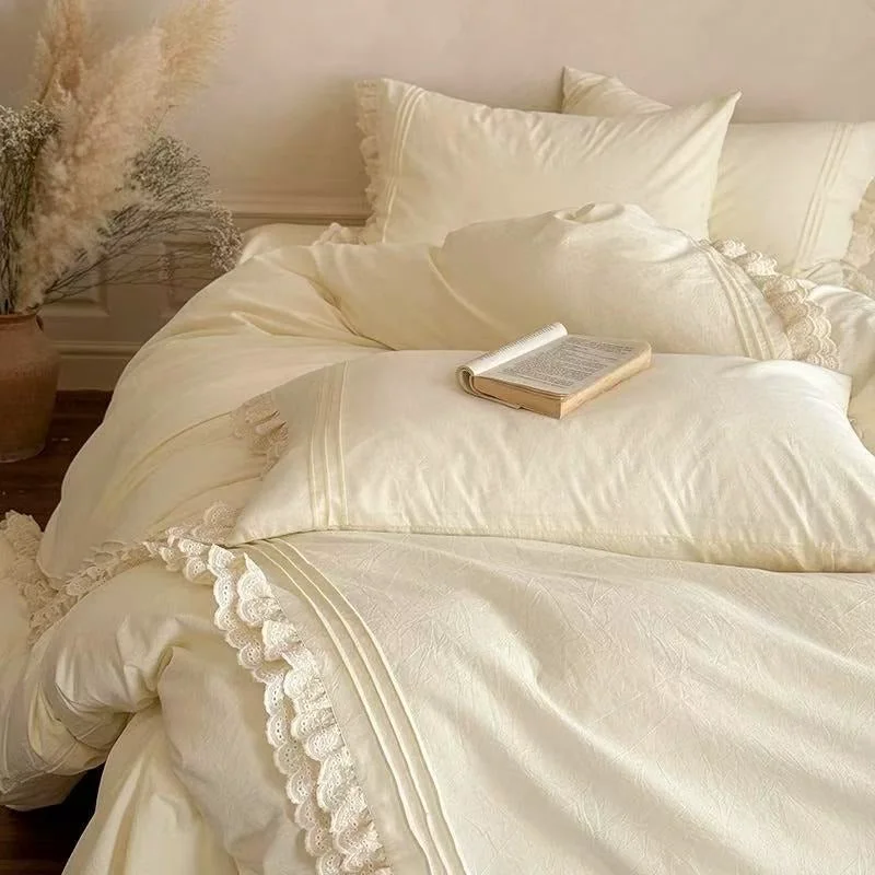 Crafted Cream Lace Siesta Bedding Set World-Class