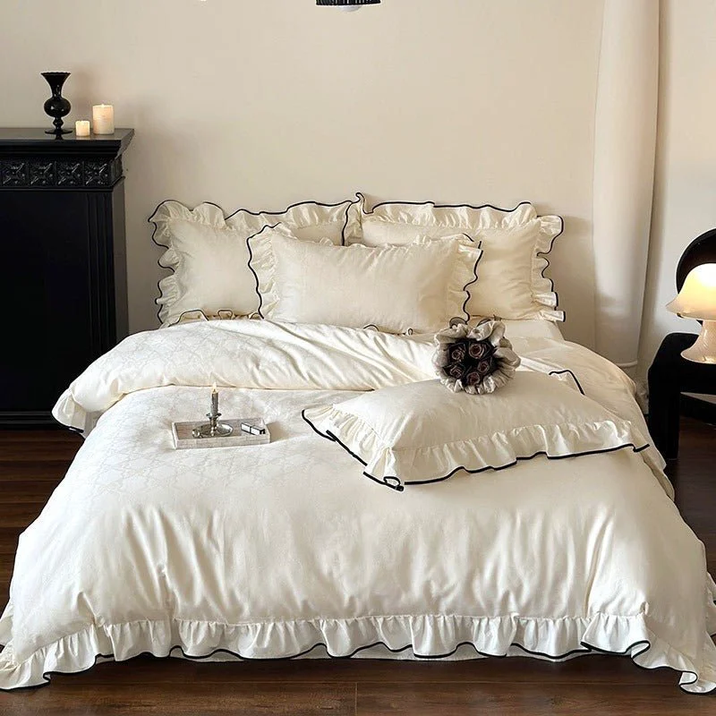 Comfortable Royal Scalloped Bedding Set Premium Material