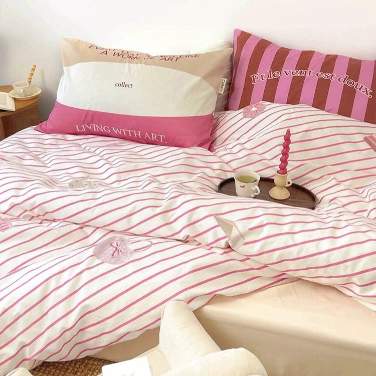 Fine Rose Girl Bedding Set Detailed