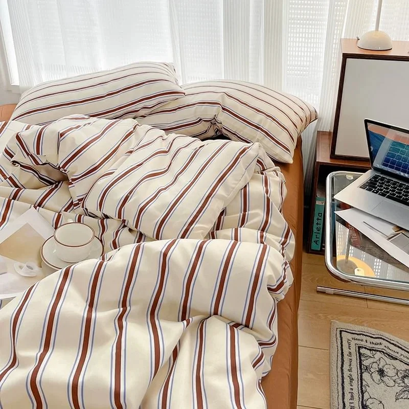 Quality Brown Striped Minimalist Bedding Set Recyclable