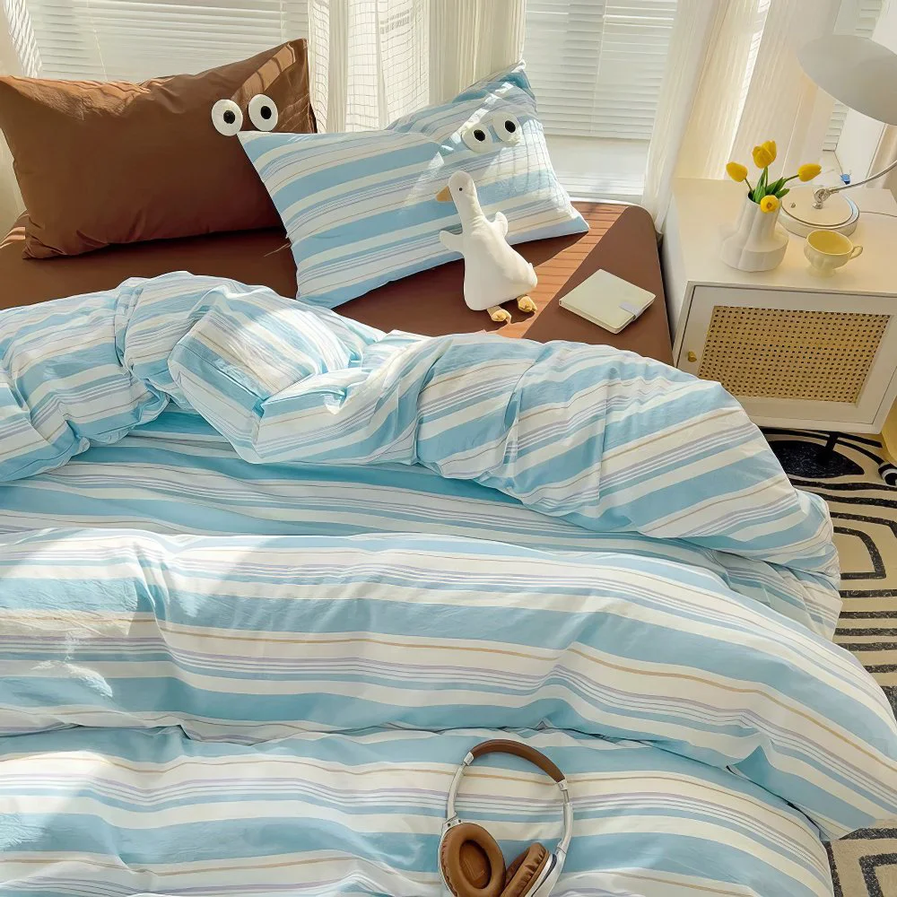 Solid Pastel Retro Striped Bedding Set Easy-to-Use