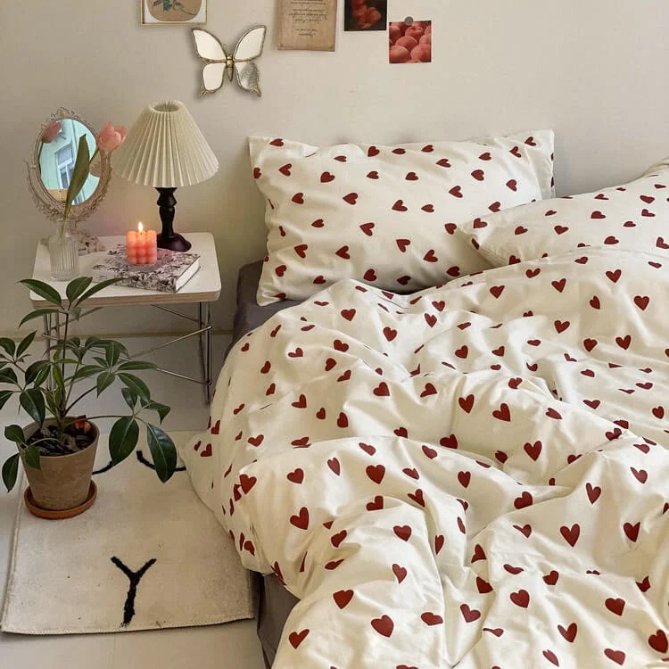 Relaxed Vintage Red Hearts Bedding Set Flexible