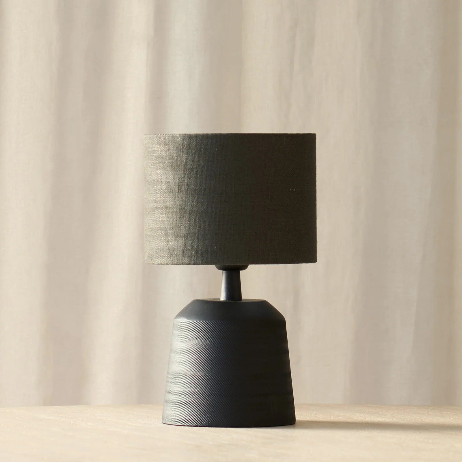 Soft Lilou Table Lamp Black 22cm Outstanding