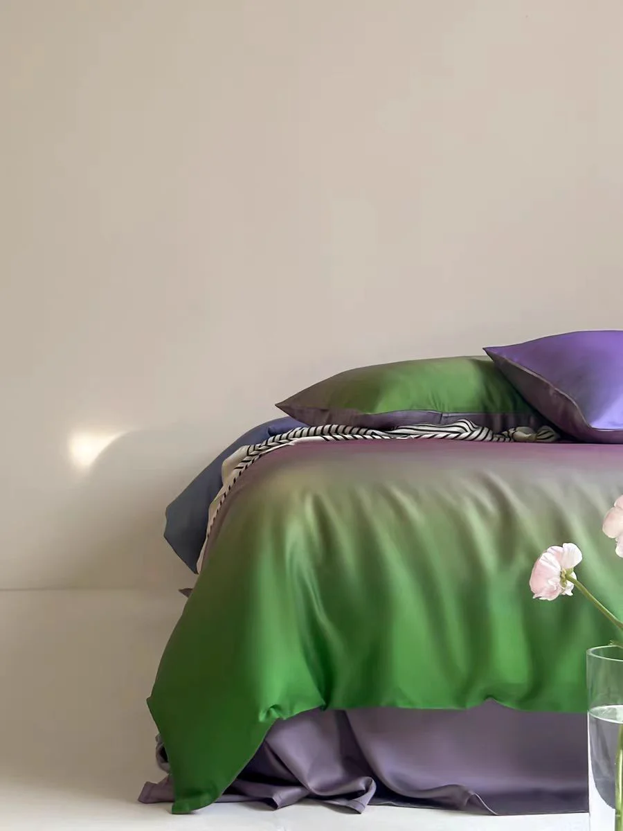 Consistent Luxury Ombre Aurora Bedding Set – Purple Functional