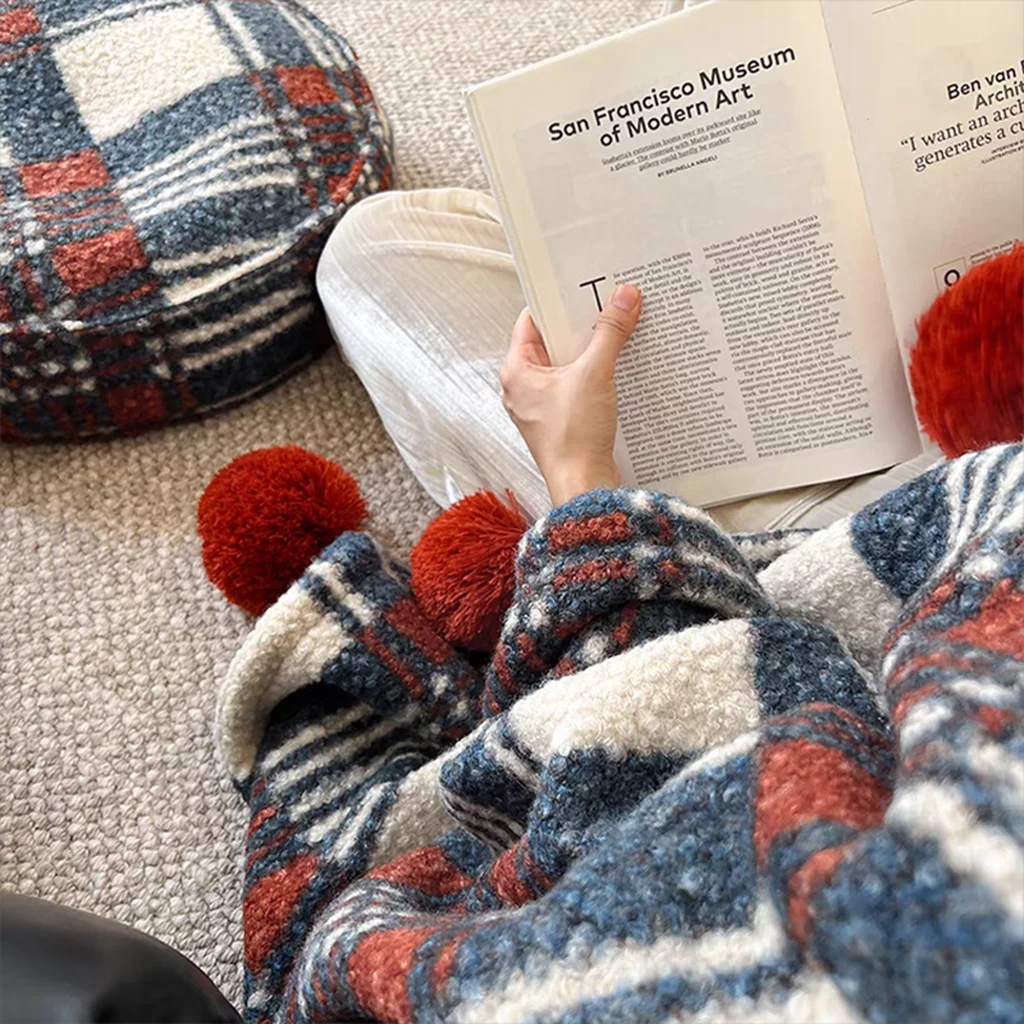 Pure Retro Plaid Blanket with Pom-pom Fashionable