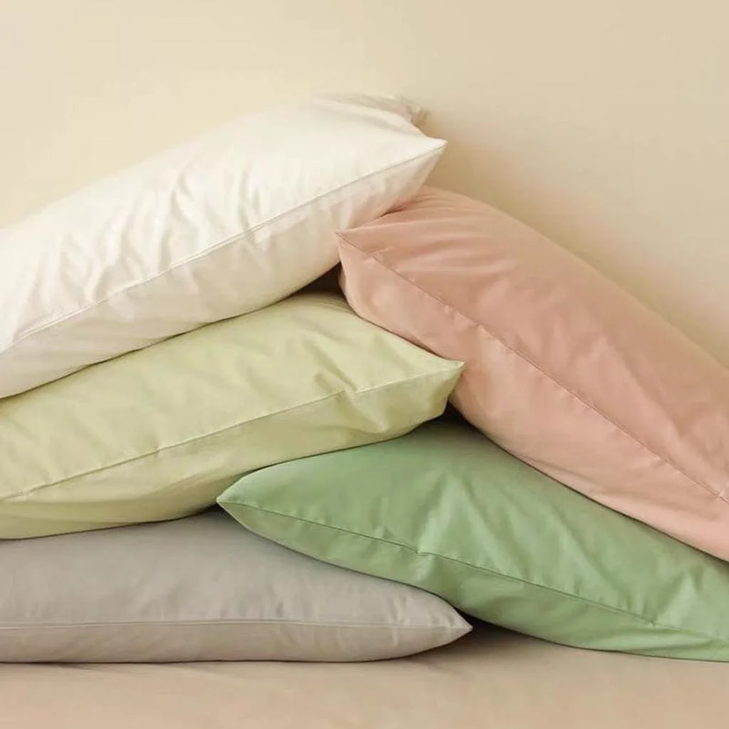 World-Class Classic Pastel Percale Pillowcase Traditional