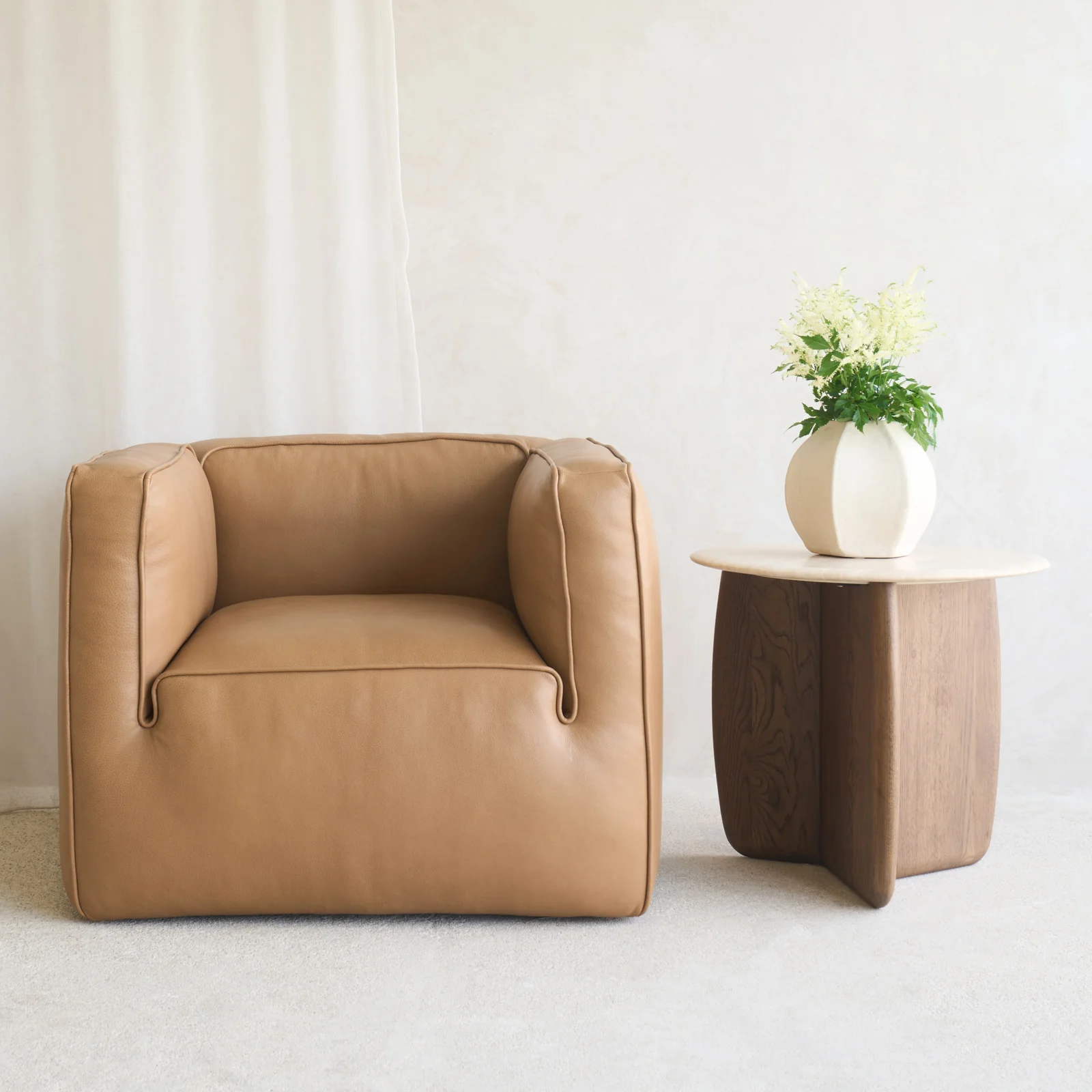 Certified Fudge Armchair Pecan 93cm Authentic