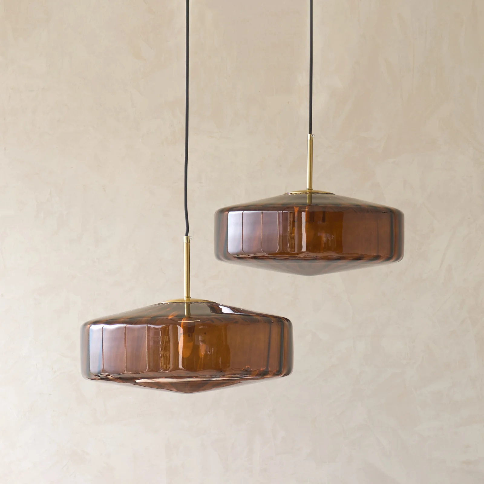 Elite Pleat Hanging Lamp Brown Trendy
