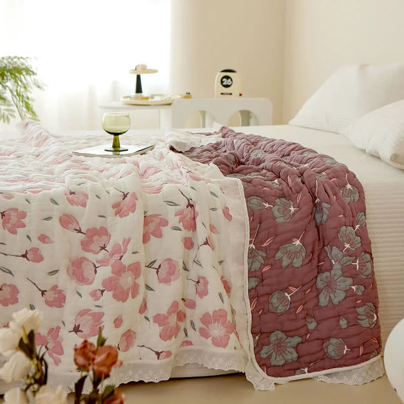 Long-Lasting Peach Blossom Bamboo Fiber Soft Quilt Casual