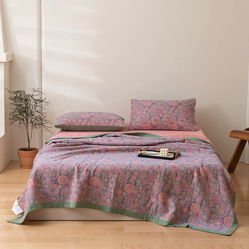 Secure Flower Jacquard Cotton Gauze Reversible Quilt Outstanding