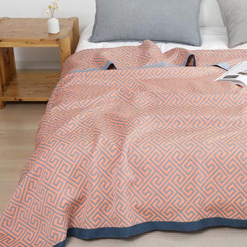 Recyclable Breathable Plaid Cotton Reversible Summer Quilt Specialty