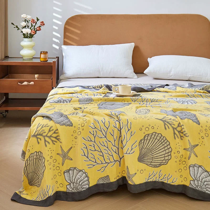 Detailed Coral Marine Plants Breathable Reversible Quilt Fashionable