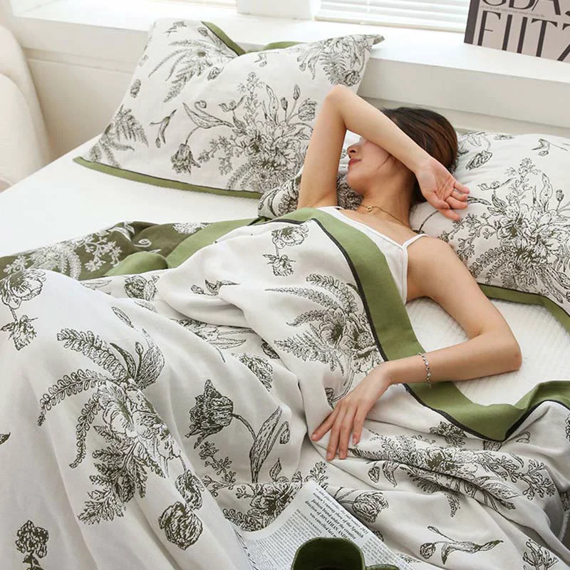 High-Quality Pastoral Flower Leaf Cotton Reversible Quilt Certified