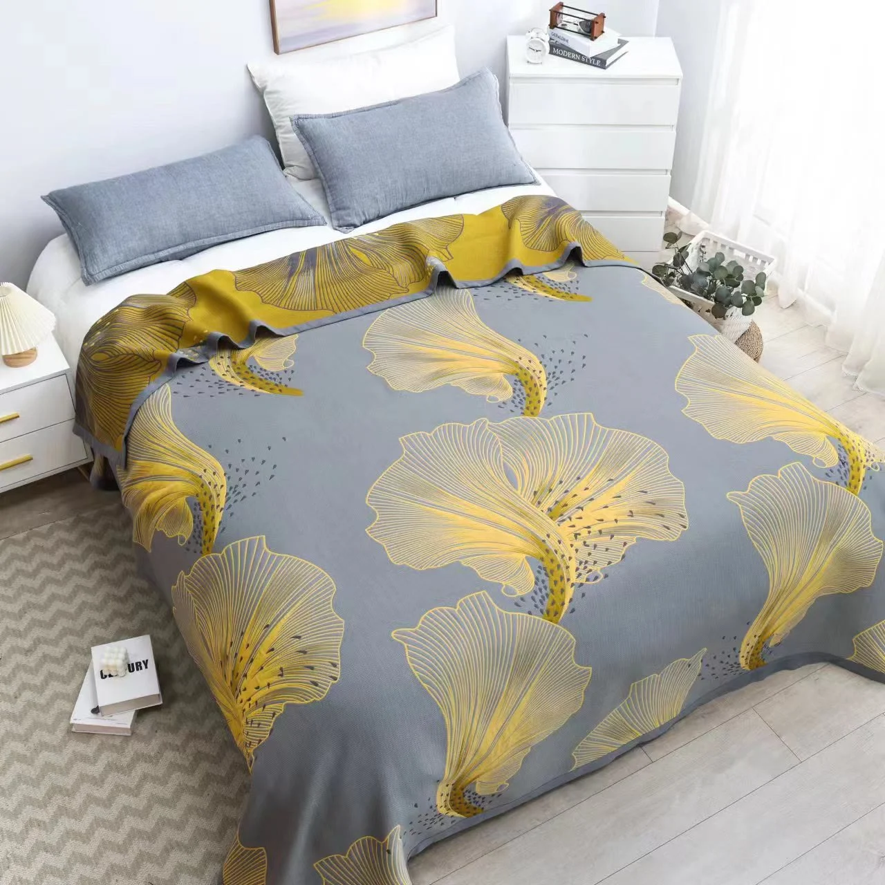 Healthy Zantedeschia Aethiopica Print Cotton Reversible Quilt Authentic