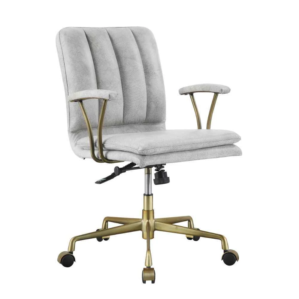 Carefully Designed Damir – Office Chair – Vintage White Top Grain Leather Chrome Breathable