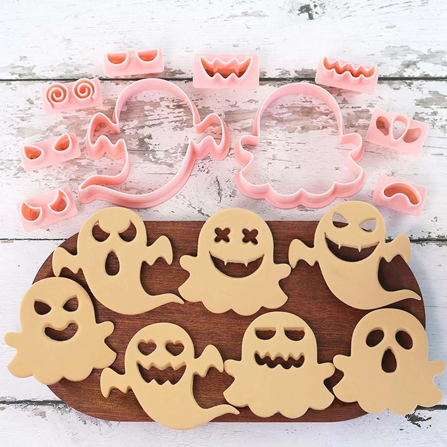 Premium Mini Ghost Cookie Cutters DIY 3d Halloween Raised Design Cookie Stamps Cookie Cutter Set suitable for Frosting Decoration Fast