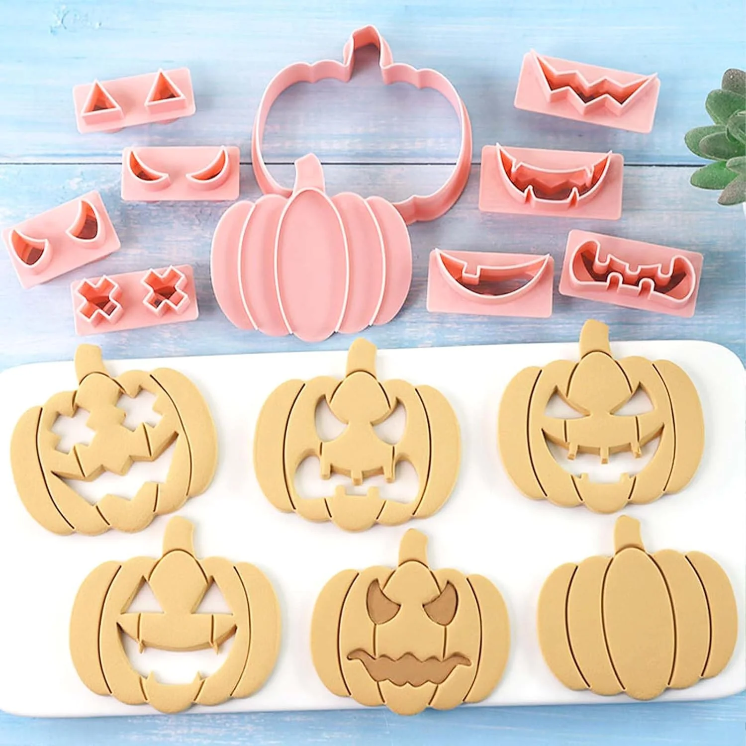 Next-Generation Mini Pumpkin Cookie Cutters DIY 3d Halloween Raised Design Cookie Stamps Cookie Cutter Set suitable for Frosting Decoration Stylish