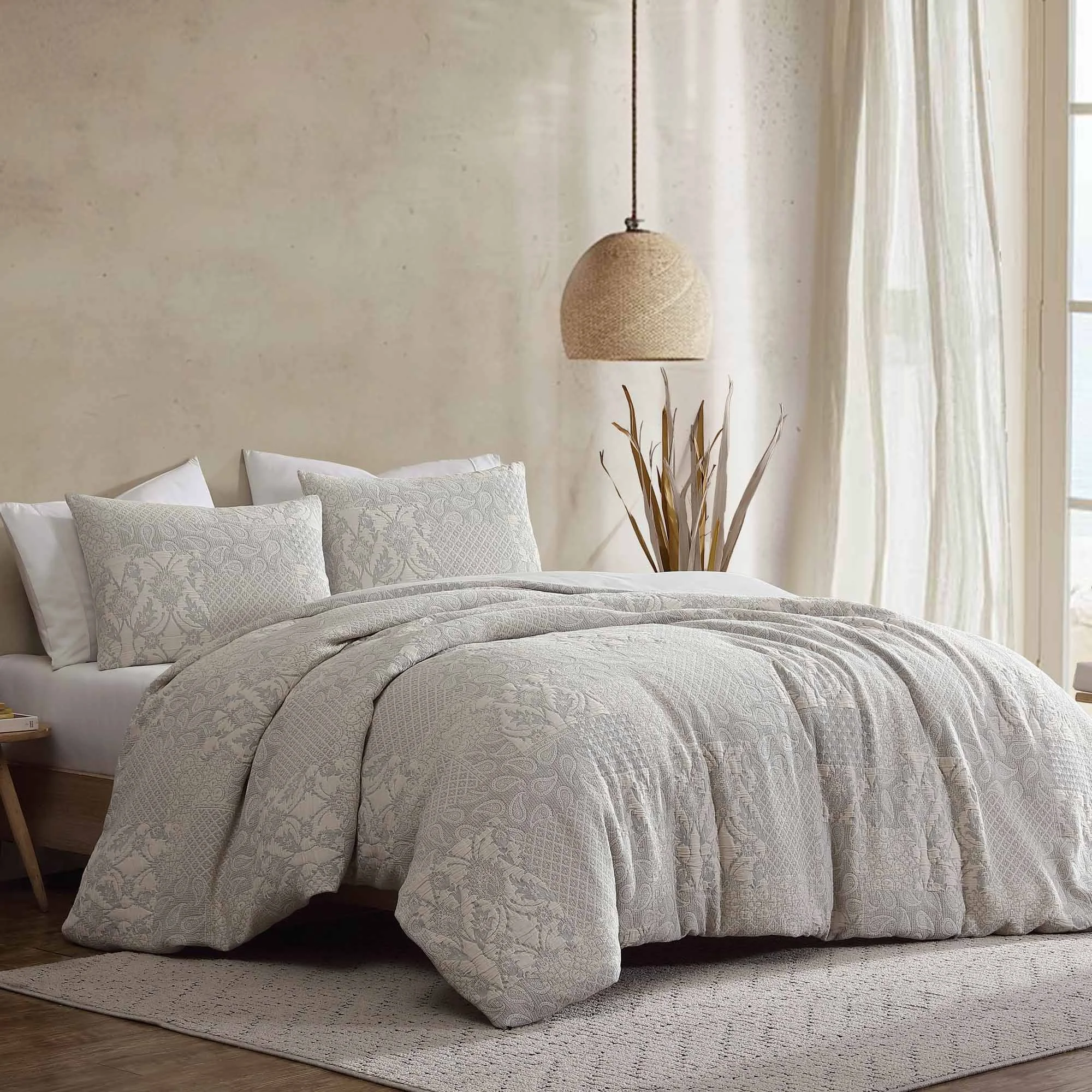 Convenient Paisley 3 Piece Ivory Cotton Matelassé Comforter Set Pure